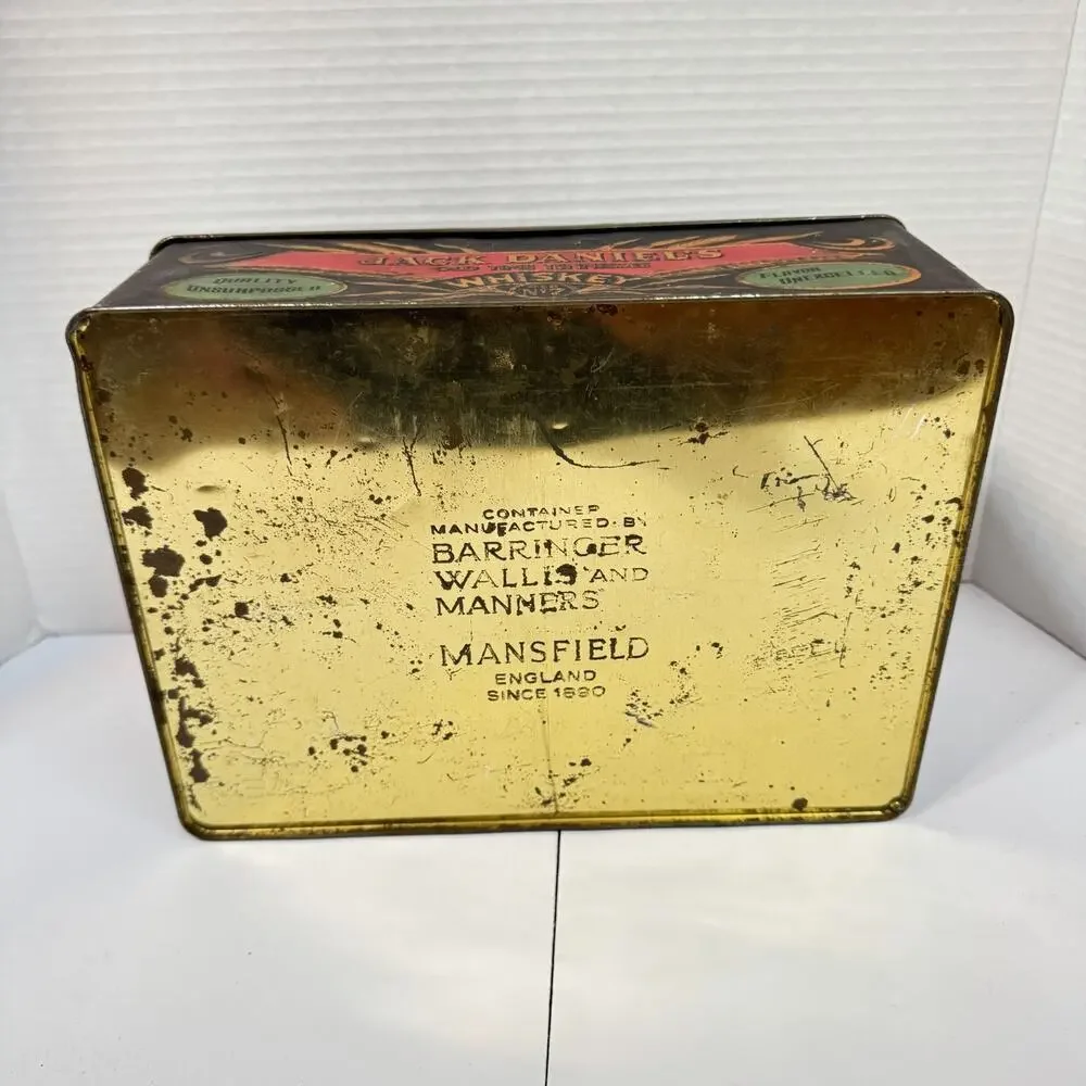 Vintage Jack Daniels Whiskey 1904 Gold Medal Hinged Tin Box St Louis Worlds Fair